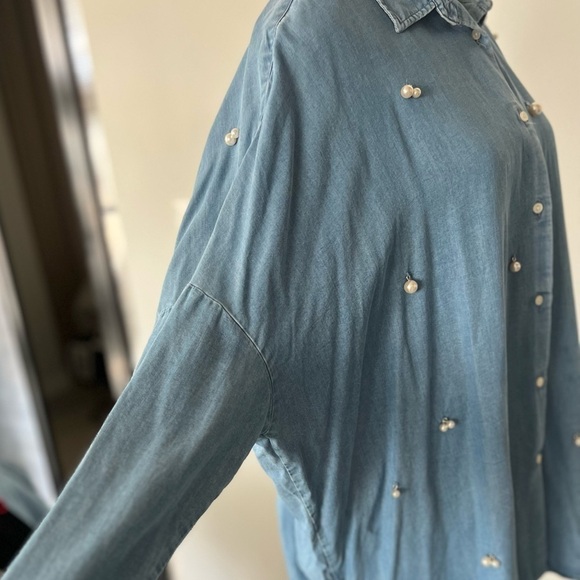 Zara Woman Peal Embellished Chambray Top - Picture 7 of 11